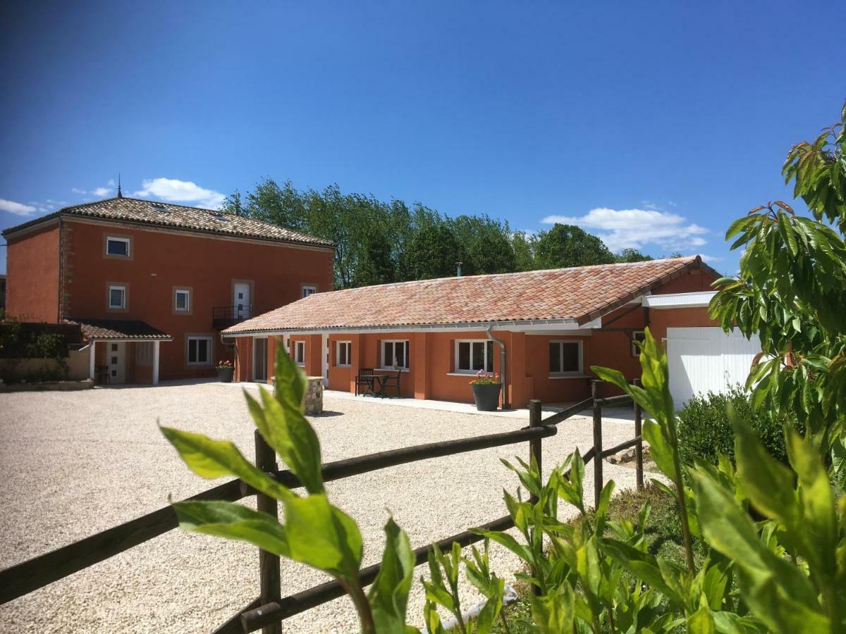 Domaine Des Jardins De La Saone Hotel Tournus Exterior photo